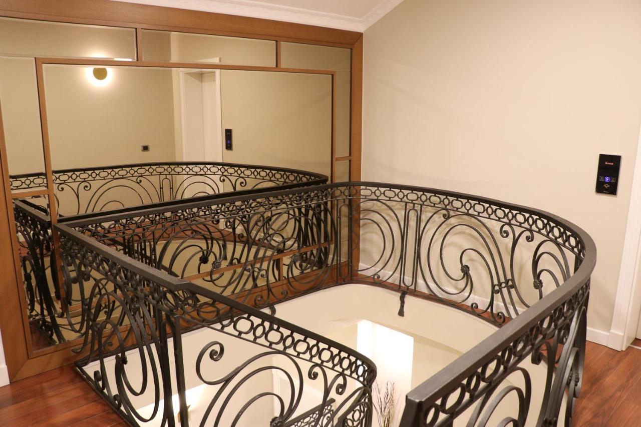 Residenza Monun Boutique Hotel Tirana Bagian luar foto