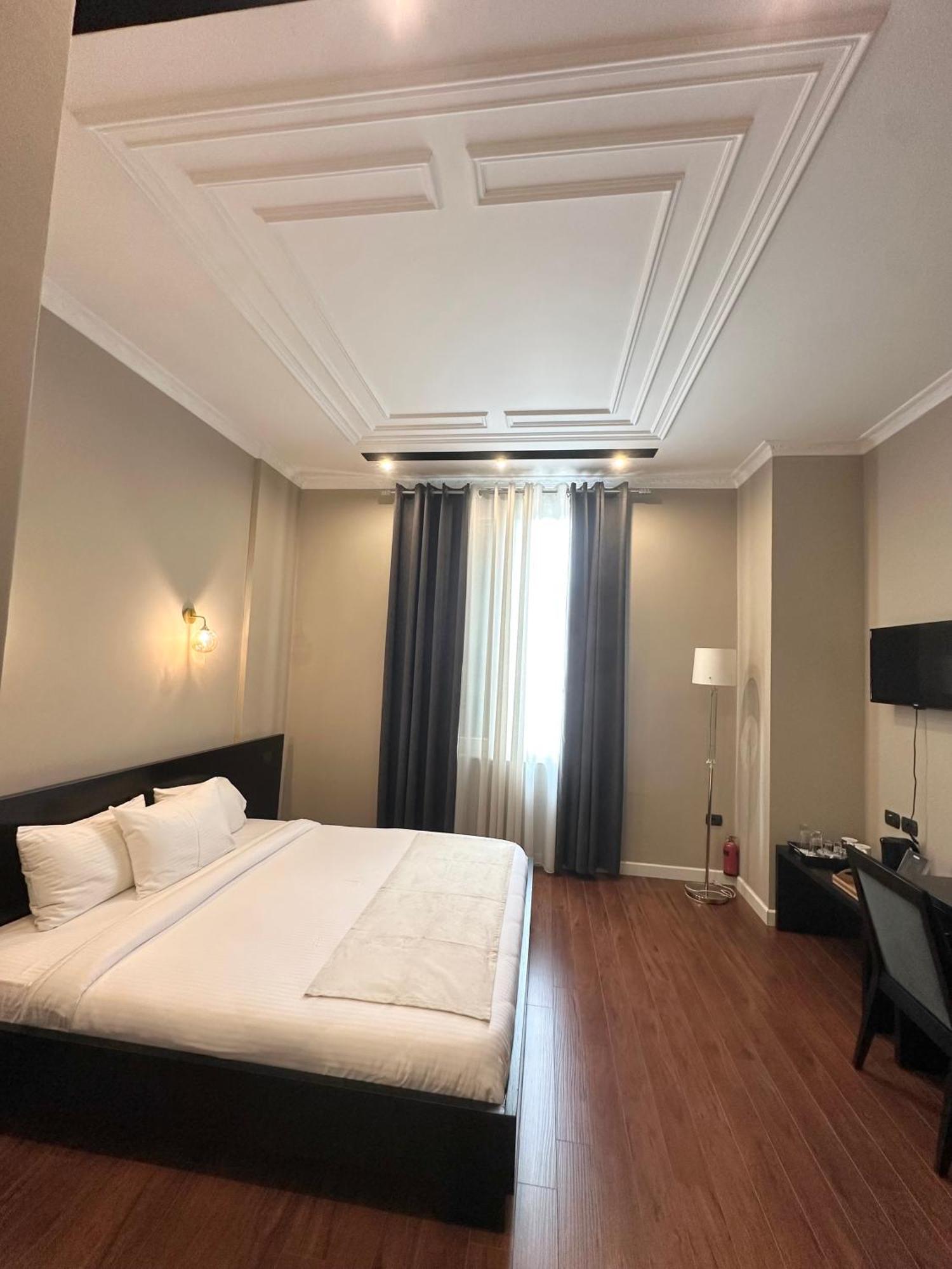 Residenza Monun Boutique Hotel Tirana Bagian luar foto